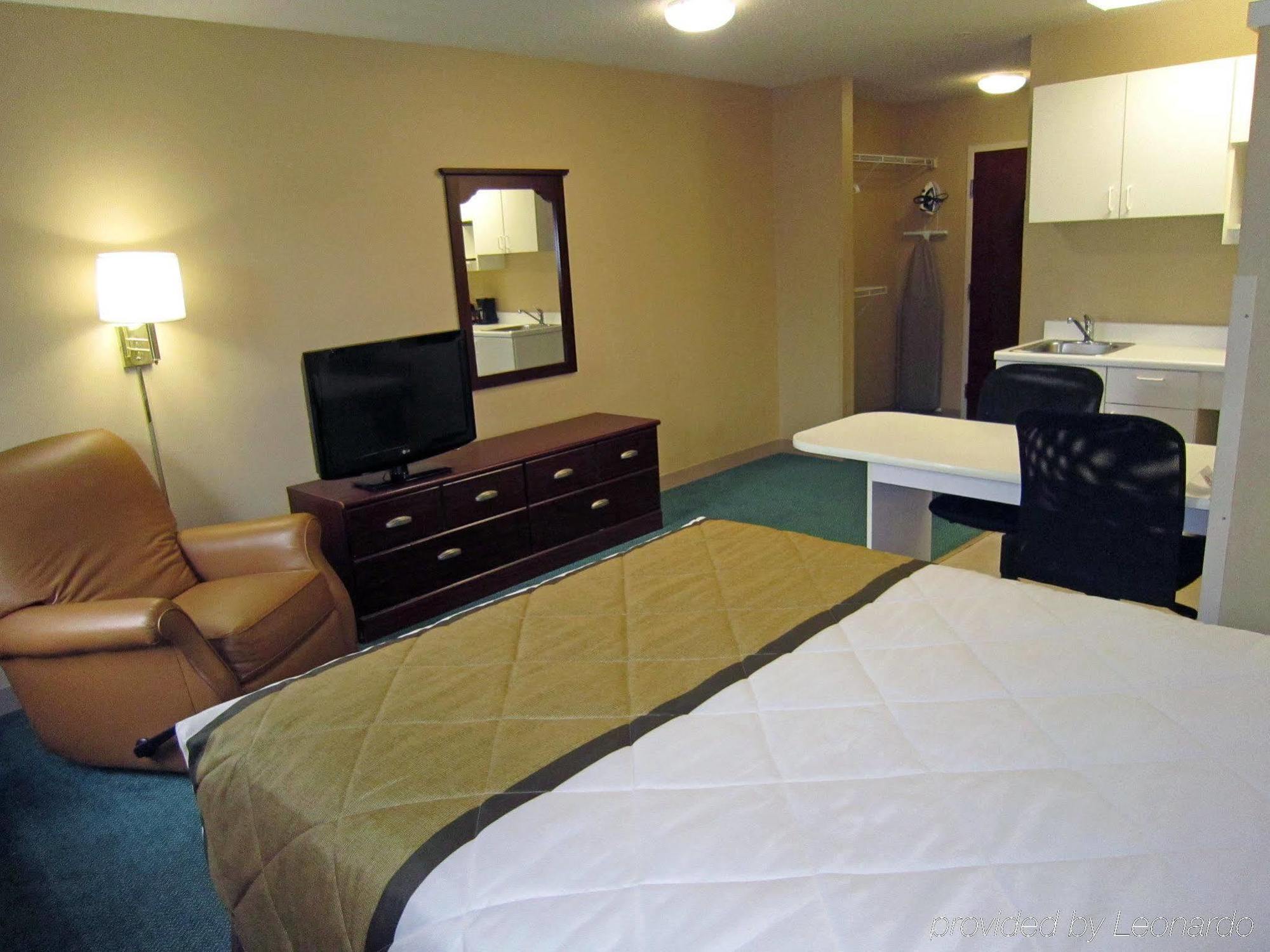 Mainstay Suites Columbus North - Worthington Экстерьер фото