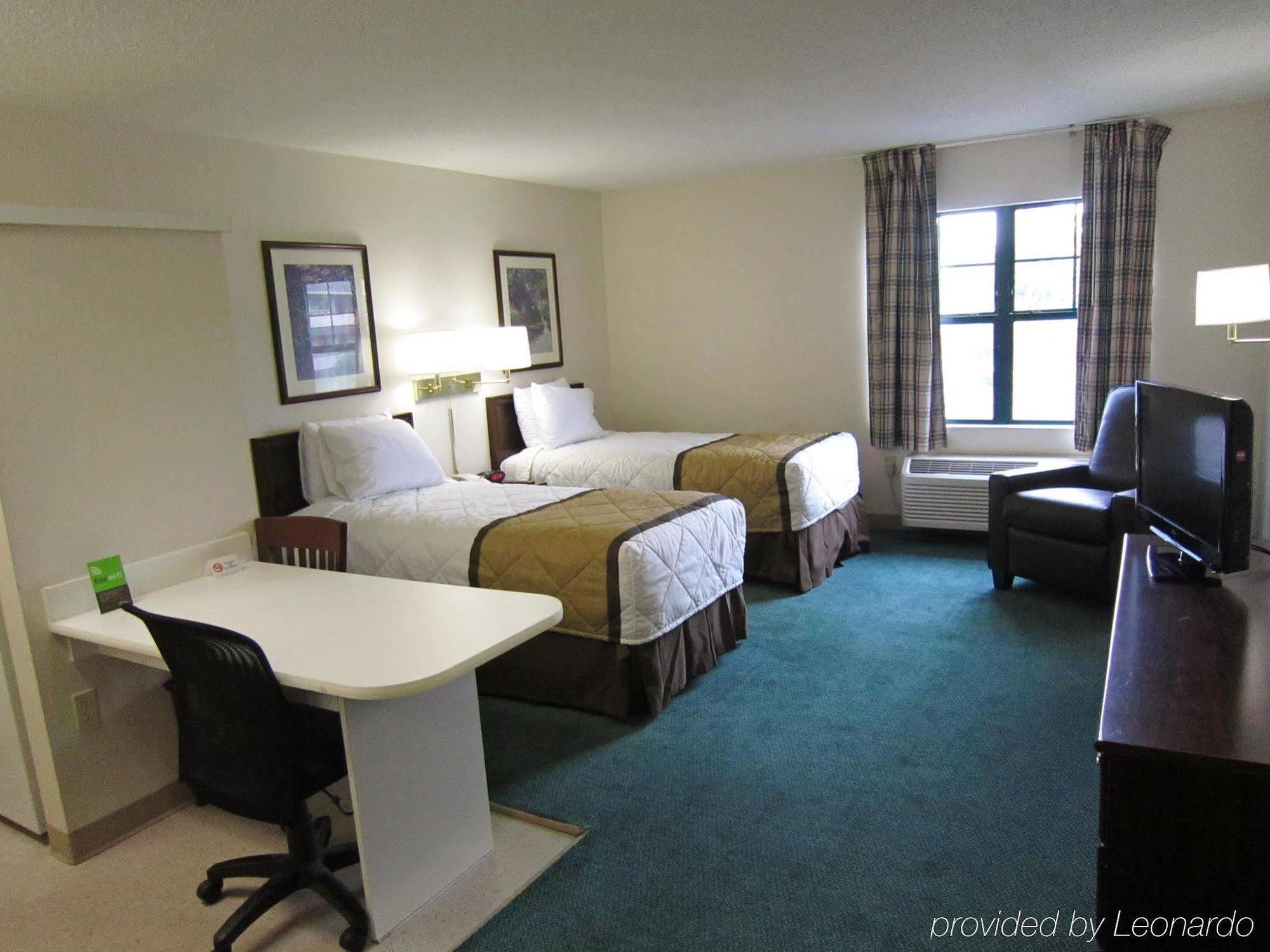 Mainstay Suites Columbus North - Worthington Экстерьер фото